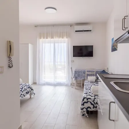 Baia Naxos Apartment *