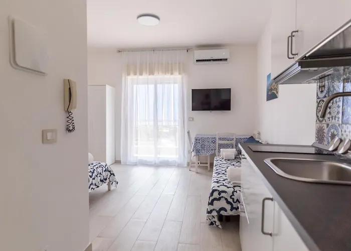 Baia Naxos Apartment *